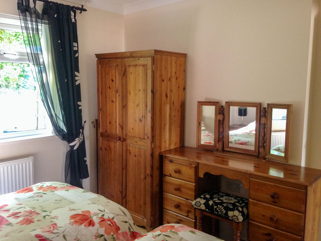 Wardrobe storage in the bedroom